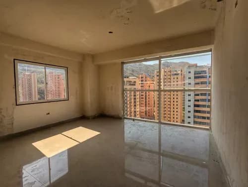 Penthouse En Res. Roraima La Trigaleña, Valencia