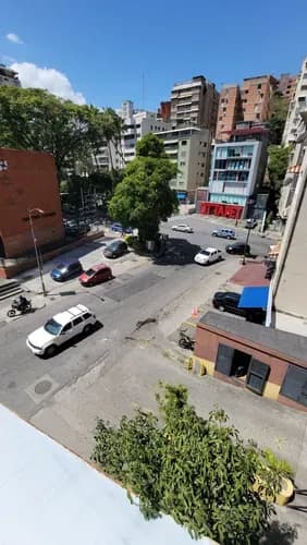 Oportunidad Única: Apartamento De 80,97 M2 En Colinas De Bello Monte 2 Hab 2 Bañ 1 Puesto. Zona Segura Centrica, Sin Falta De Agua. Acceso A Todo Lo Que Necesitas En La Zona - Cliente Direto (c)