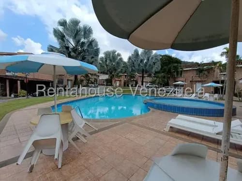 Julio Latouche 26-11216 Casa En Venta Valencia Los Aleros Guataparo, Concepto Abierto, Moderna, Remodelada Recientemente, Vigilancia 24 Horas.