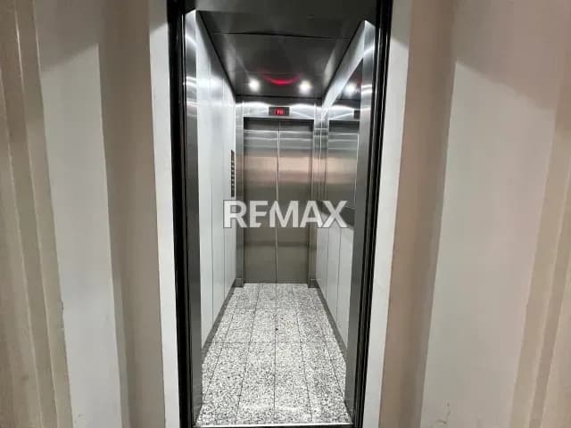 Hermoso PentHouse en venta Los Samanes