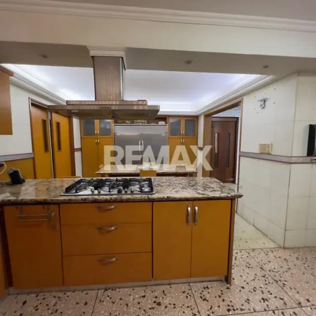 CASA QUINTA EN VENTA EN URB MONTE BELLO ZONA NORTE MARACAIBO