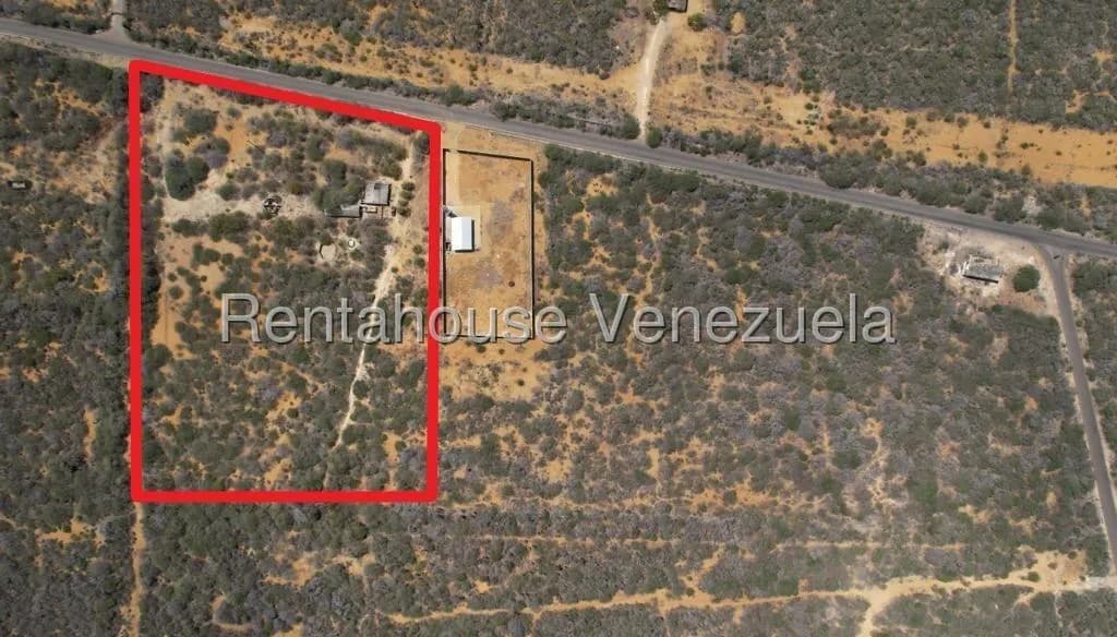 Terreno (Finca) en Venta en Los Taques, Falcon