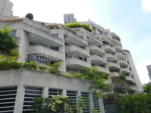 Impecable Apartamento En Alquiler En Altamira Completamente Equipado. Belkis 25-15367