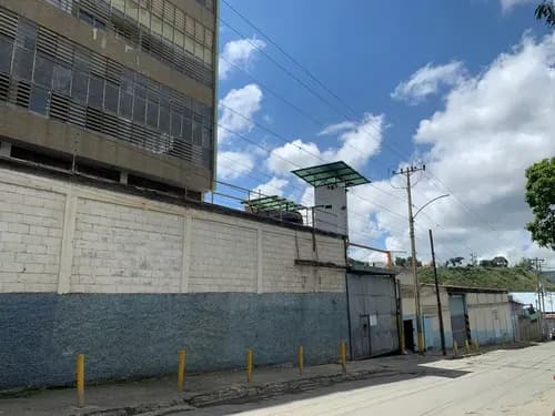Ym Planta Industrial Ubicada En La Yaguara En Alquiler