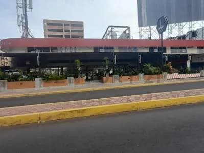 Se Alquila oficina en Plaza Republica. Maracaibo
