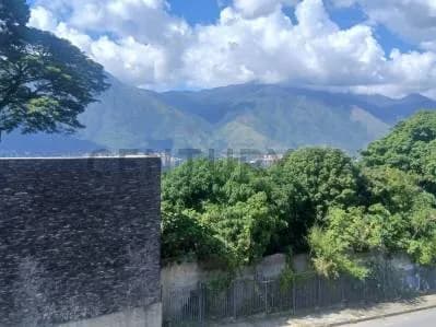 ! ESPECTACULAR QUINTA EN SANTA PAULA !