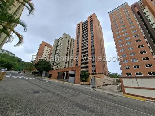 Kg Apartamento En Alquiler. La Bonita Yg 26-20549
