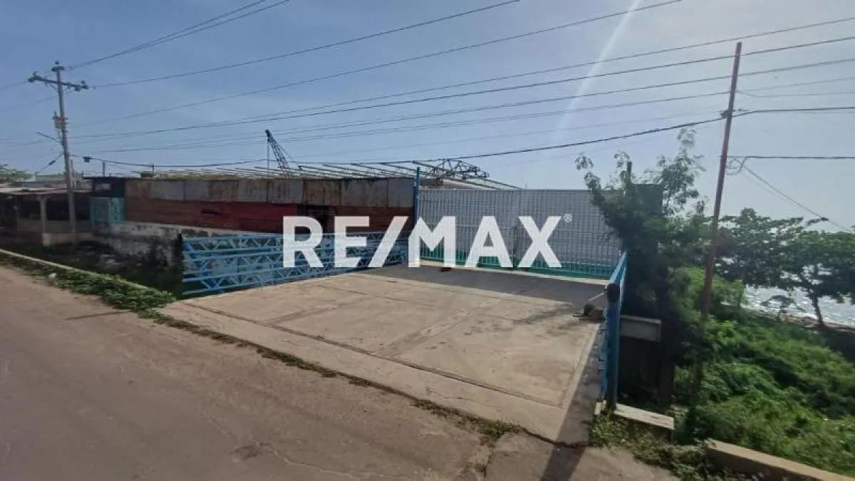 PARCELA DE TERRENO SECTOR PUNTICA DE PIEDRA DEL BARRIO EL MANZANILLO. AV. 27