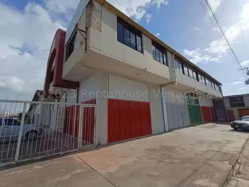 Local Comercial En Maracay En Complejo Privado De Galpones 25-16061 Holder