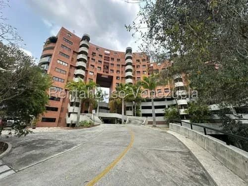 Apartamento En Venta /urb. La Trinidad 26-12329