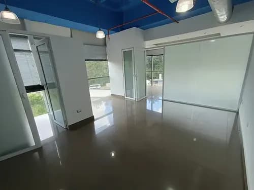 Oficina En Alquiler En Torre Xpress De Macaracuay