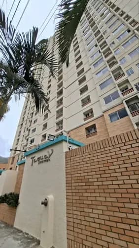 Venta Apartamento En Res. Taguay Suite, Naguanagua 69 Mtrs2. Yc