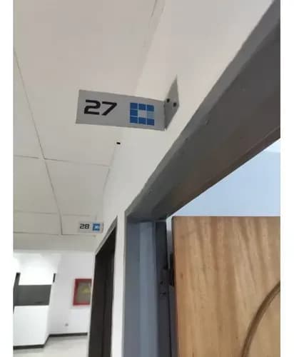 Depósito Alquiler 20 Mts2 Torre Bazar Bolívar