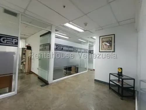 Oficina En Venta En Torre Empresarial De Bello Monte / 26-16228 Csa