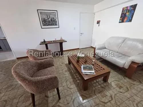Apartamento En Venta En Qta. Crespo Zg 26-19105