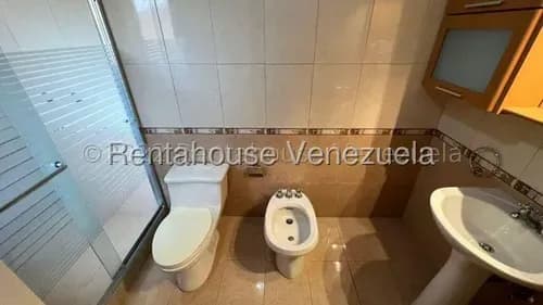 Lb // Apartamento En Alquiler - Lomas Del Sol // Mls #26-8124