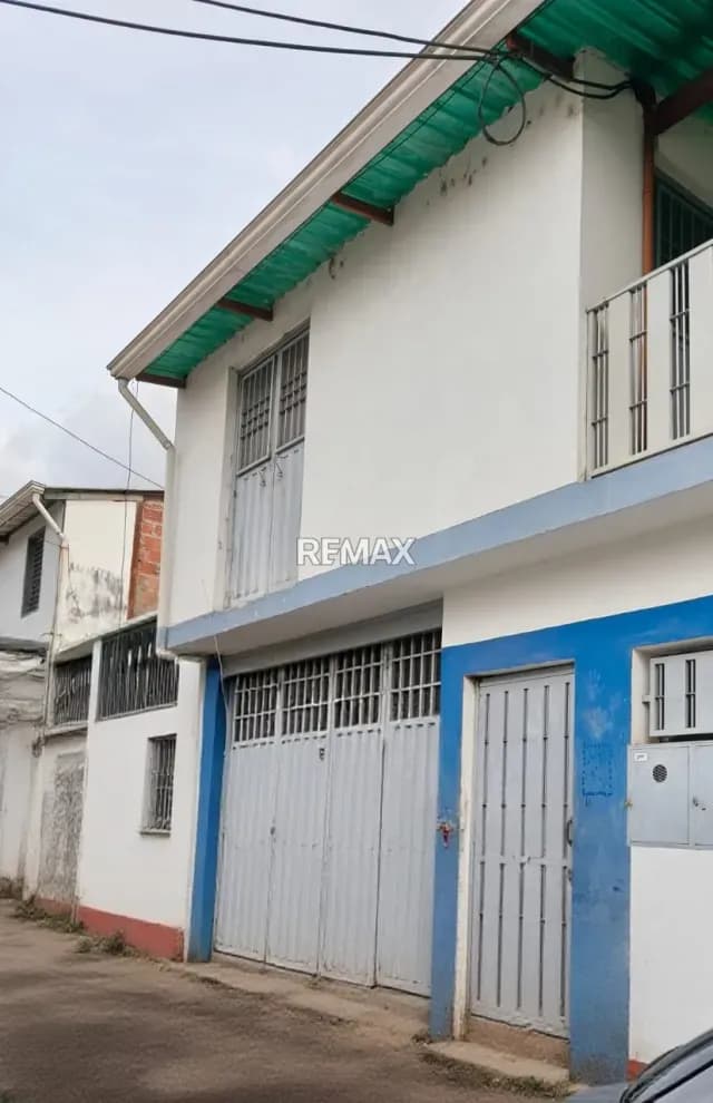 ALQUILER DE LOCAL COMERCIAL BARRIO BOLIVAR SANTA TERESA