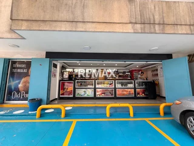 VENTA LOCAL EN EL PARAISO