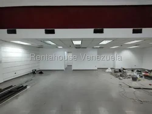 Daniela Linarez Alquila Impecable Local Comercial Diseñado Para Ofrecer Comodidad Operativa, 2 Baños, Ubicado Del Centro De Barquisimeto
