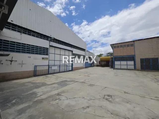 Venta de Galpon Charallave edo. Miranda Venezuela