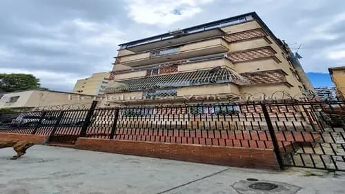 Apartamento En Venta Las Acacias Mls# 26-21195 Elsy Machado