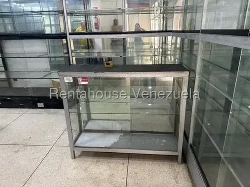 Se Vende Local En La Avenida Baralt
