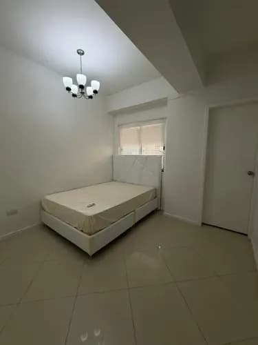 Se Alquila Apto En El Parral Resd. Cronus Country 127 Mt2 3 Hab *(cada Una Con Su Baño)* Baño De Vista 2 Puestos Techados. An