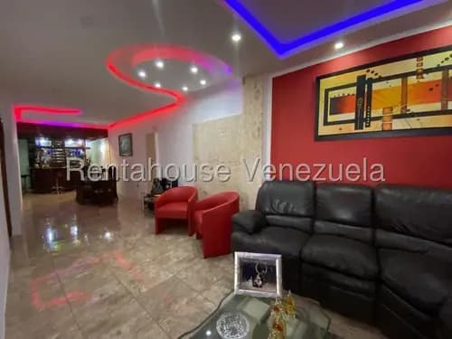 Casa En Venta. Santa Monica