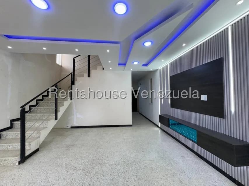 Townhouse (1 Nivel) en Venta en Avenida Intercomunal, Zulia