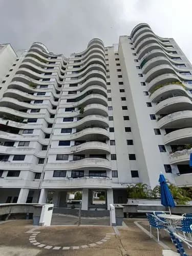 Apartamento En Venta Residencia Gran Paraiso, Valle De Camoruco. Ina-962