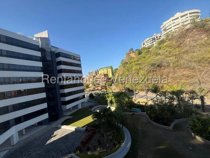 Apartamento (1 Nivel) en Alquiler en Colinas de Valle Arriba, Distrito Metropolitano