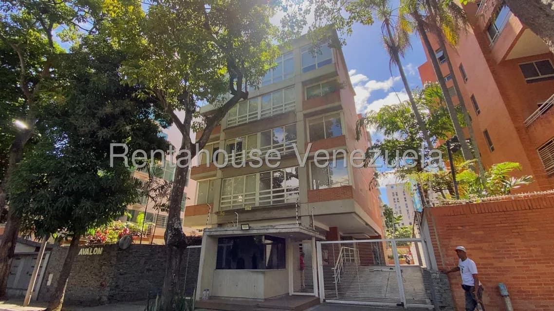 Apartamento (Duplex) en Venta en Los Naranjos de Las Mercedes, Distrito Metropolitano