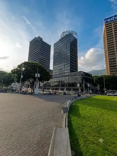 Oficina En Alquiler Torre Polar Plaza Venezuela Mp