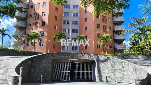 Venta de Apartamento con Vista al Avila en Lomas del Club Hípico