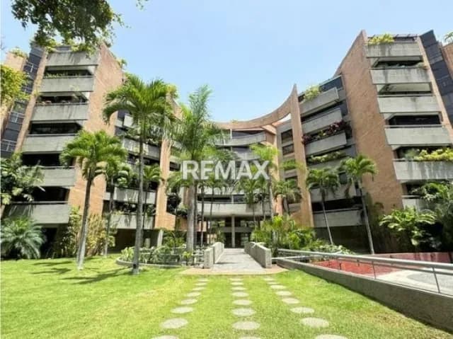APARTAMENTO EN ALQUILER CAMPO ALEGRE