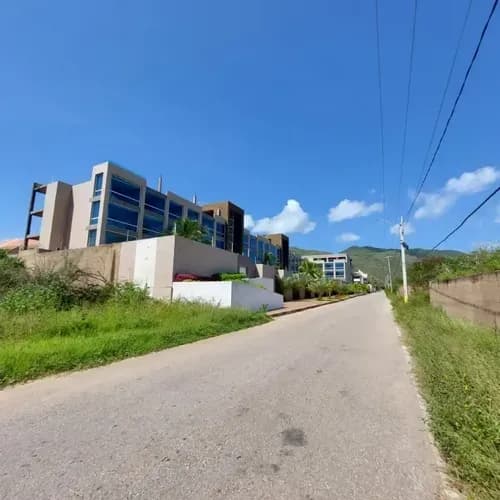 Terreno En Playa El Agua, A 200mts De La Playa El Agua Ic-00186