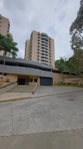 326425 Am - Venta Apartamento - Res. Mirador Country Valencia - 83 M2