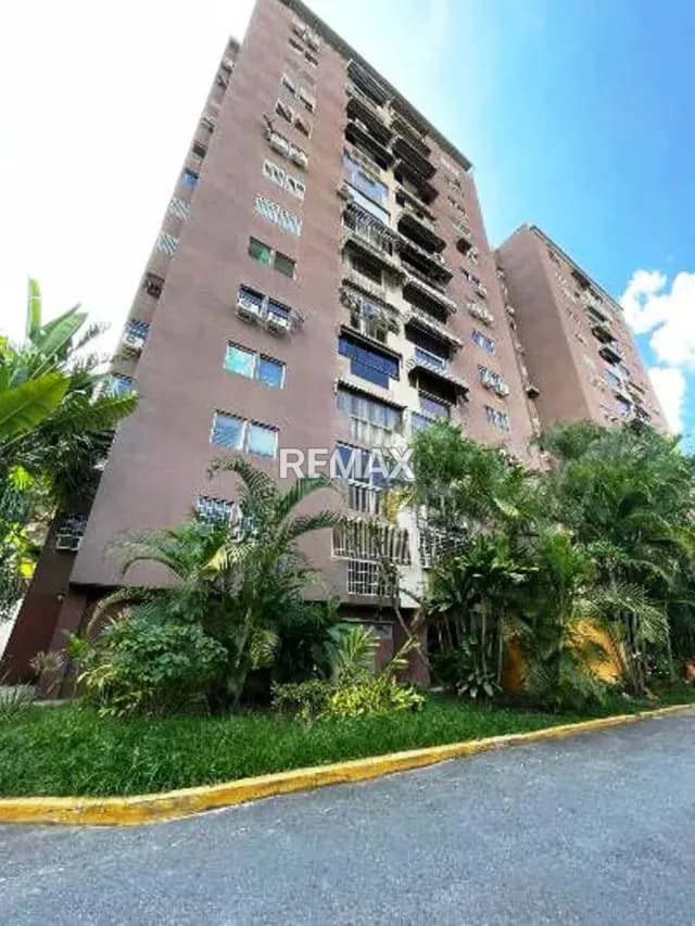 APARTAMENTO EN VENTA - URB. TERRAZAS DEL CLUB HIPICO