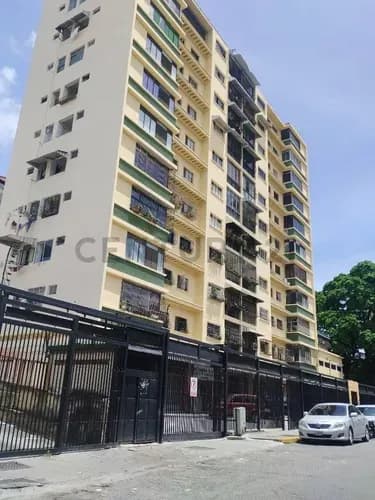 Apartamento En Venta, Los Chaguaramos Caracas