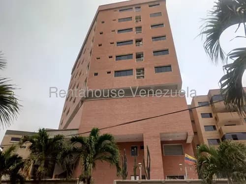 Apartamento En Venta, Playa Grande. Vista Al Mar, A Pocos Pasos De La Playa, Piscina, Parrillera.8879.