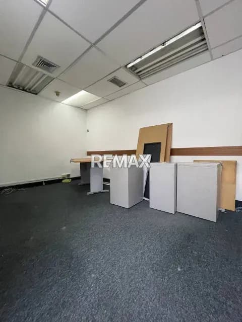 OFICINA DE 11 M2 EN ZONA ESTRATÉGICA DE PLAZA VENEZUELA