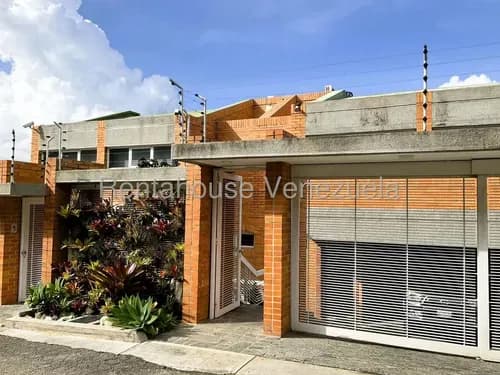 Townhouse En Venta En Los Naranjos Del Cafetal Cr- 26-6052