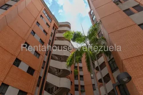 Venta De Apartamento Pent House En Lomas De Las Mercedes Cl 26-6222