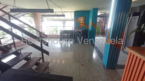 Daniela Linarez Alquila Amplio Y Moderno Local Ideal Para Instalar Un Restaurant Con Un Área De 245.60 M2, 2 Baños, En Zona Estratégica Del Este De Barquisimeto