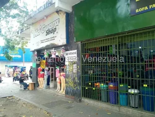 María Valera Vende Espectacular Local Comercial En Centro De Barquisimeto, Totalmente Operativo, Ideal Para Cualquier Rubro Comercial.