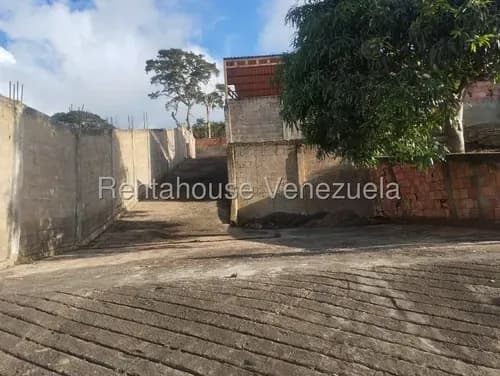 Cómoda Casa En Venta En Curimagua, Sierra De Falcon # 26-17107