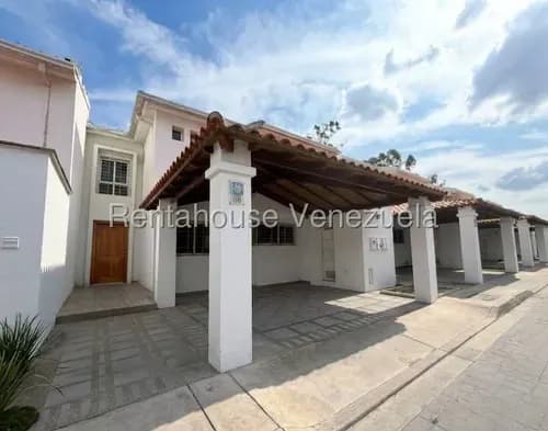 Marydoll Mogollón Vende Hermosa Casa Ubicada En Urbanismo La Rosaleda,barquisimeto-lara