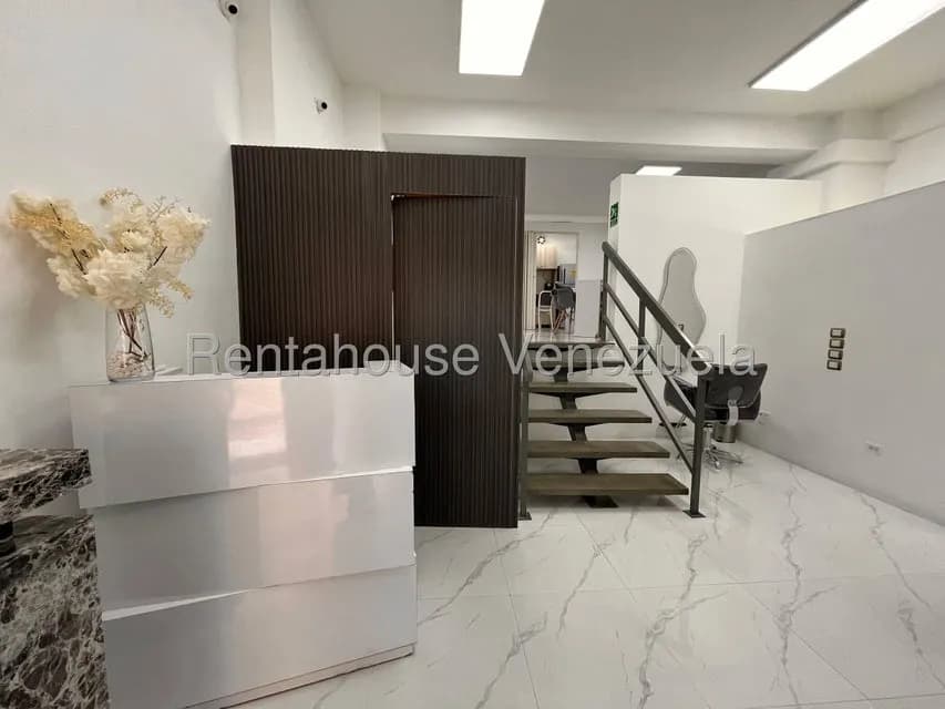 Comercial (Local Comercial) en Alquiler en Santa Monica, Distrito Metropolitano