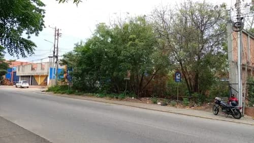 Terreno En Venta Esquina Comercial Vía El Aeropuertos Sector Garrochal Con Doble Acceso A Pie De Calle