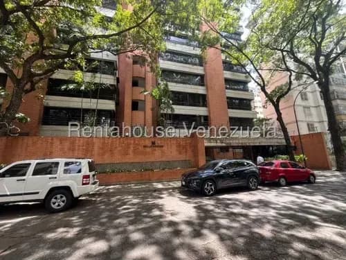 Excelente Oportunidad En Venta Apartamento En La Campiña. Yr2619341. Edificio Moderno, Servicio Constante De Agua.